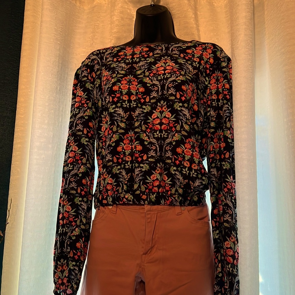 Loft Floral Crop Blouse